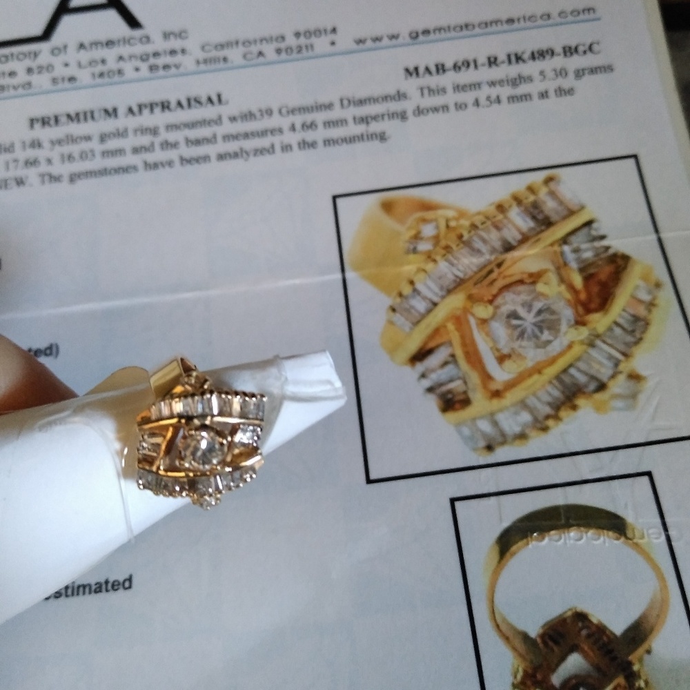 Diamond Ring - Picture 5 of 8